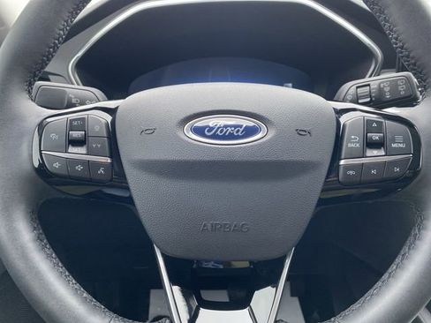 Used 2023 Ford Escape Platinum image 17