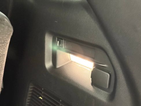 New 2026 Ford Explorer ST-Line w/ ST-Line Street Pack image 6