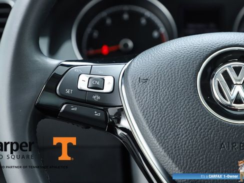 Used 2020 Volkswagen Golf 4-Door image 21