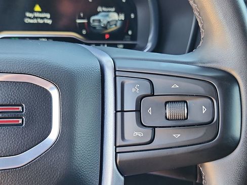 Used 2024 GMC Yukon SLT AWD/4WD image 20