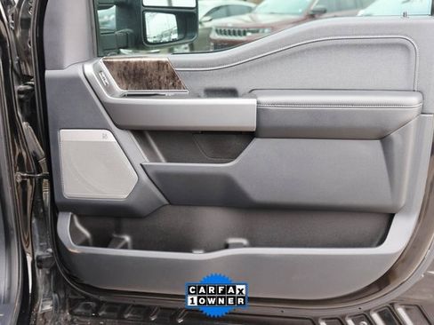 Used 2024 Ford F250 Lariat image 16