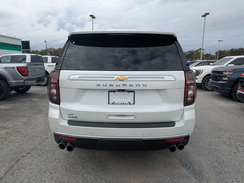 Used 2024 Chevrolet Suburban High Country image 5