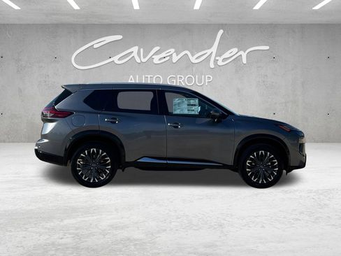 New 2026 Nissan Rogue Platinum AWD/4WD image 18