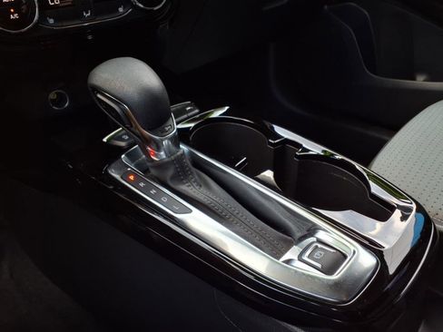 Used 2024 Chevrolet Trax LT w/ Driver Confidence Package image 13