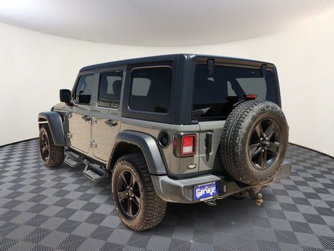 Used 2021 Jeep Wrangler Unlimited Sport AWD/4WD image 3