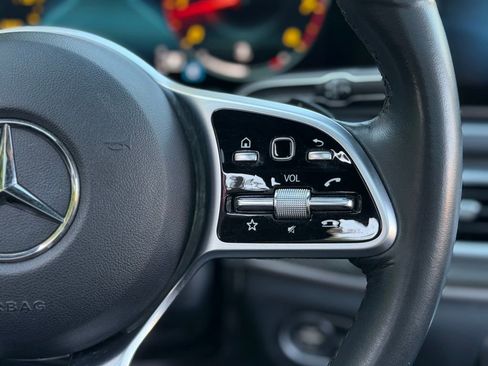 Used 2023 Mercedes-Benz GLE 350 w/ AMG Line Exterior image 46