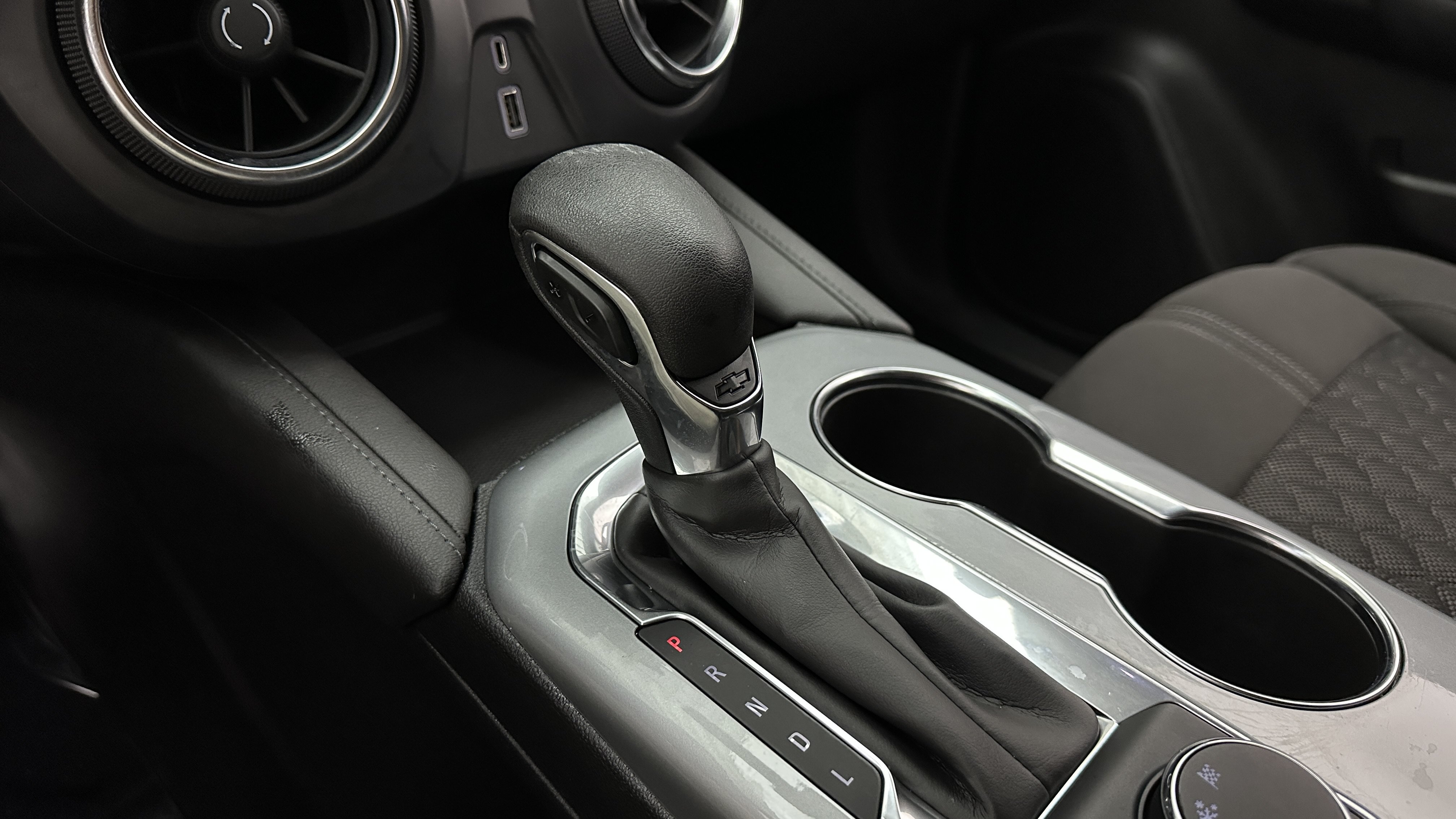 Used 2021 Chevrolet Blazer LT FWD image 16