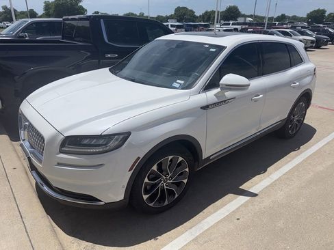Used 2023 Lincoln Nautilus Reserve w/ Equipment Group 201A FWD image 1