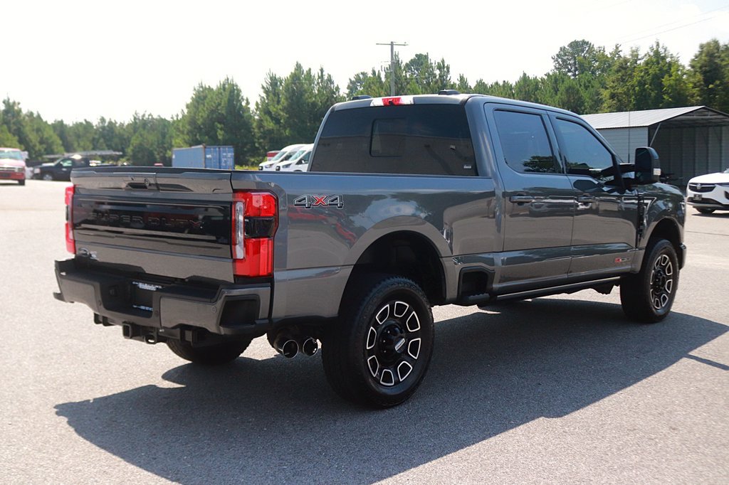 Used 2025 Ford F350 Platinum AWD/4WD image 7