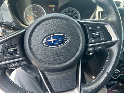 Used 2023 Subaru Forester Premium AWD/4WD image 6