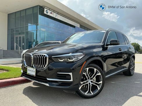 Certified 2023 BMW X5 xDrive40i w/ Luxury Seating Package AWD/4WD image 1