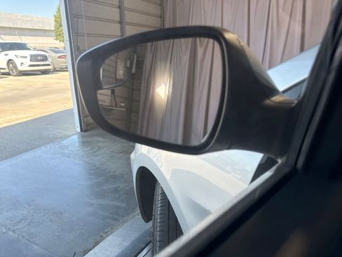 Used 2016 Hyundai Accent SE FWD image 15