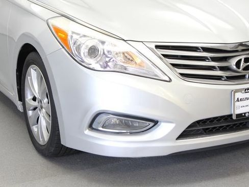 Used 2013 Hyundai Azera FWD image 2