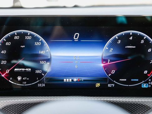 New 2026 Mercedes-Benz CLA 35 AMG 4MATIC image 23