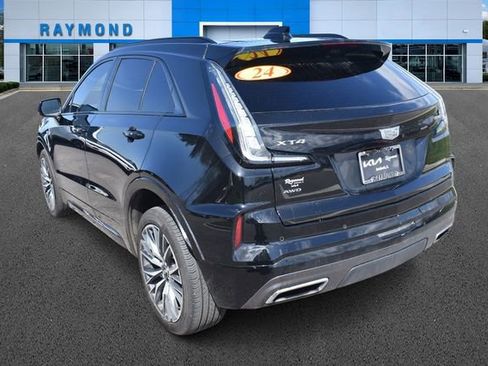 Used 2024 Cadillac XT4 Sport w/ Technology Package image 5