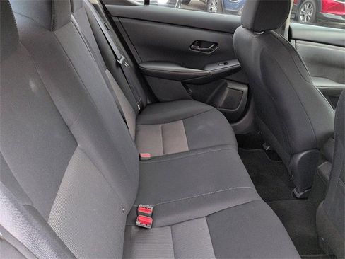 Used 2024 Nissan Sentra SV image 11