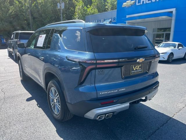 Used 2026 Chevrolet Traverse LT AWD/4WD image 6