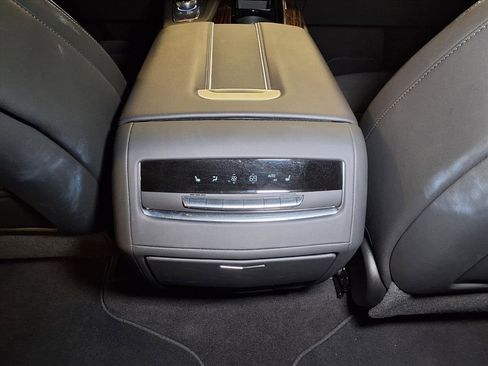 Certified 2024 Cadillac Escalade Premium Luxury w/ Performance Package image 17