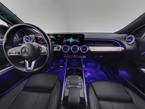 Used 2023 Mercedes-Benz EQB 250+ image 26