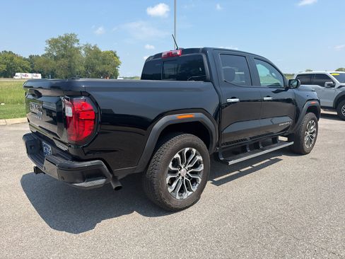 Used 2024 GMC Canyon Denali AWD/4WD image 5