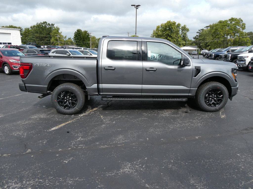 New 2026 Ford F150 XLT w/ Equipment Group 302A MID AWD/4WD image 4