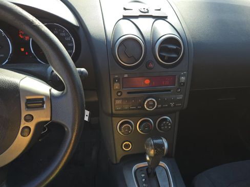 Used 2010 Nissan Rogue S w/ 360 Degree Value Pkg image 12