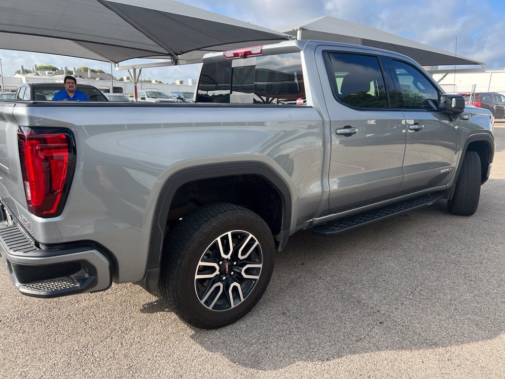 Used 2026 GMC Sierra 1500 AT4 w/ Technology Package AWD/4WD image 3