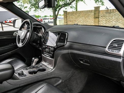 Used 2022 Jeep Grand Cherokee Limited w/ Tech Group image 22