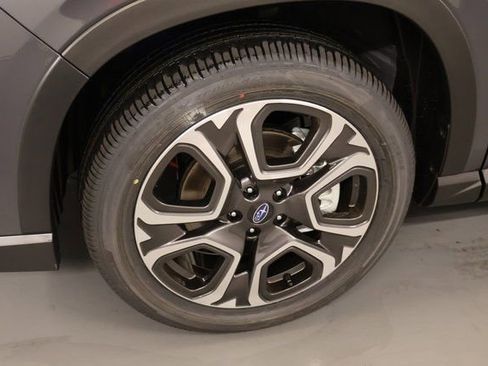 New 2026 Subaru Ascent Limited image 7