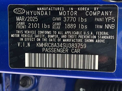 Used 2025 Hyundai Venue Limited FWD image 25