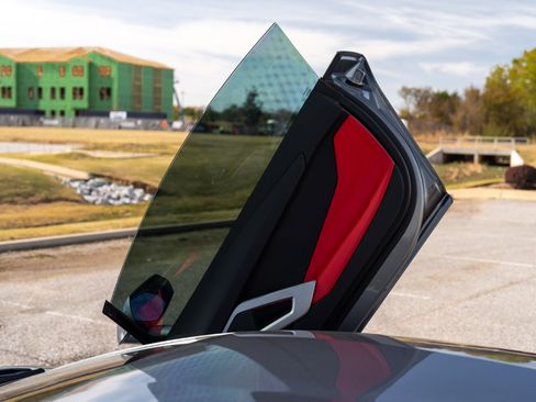 Used 2014 Lamborghini Aventador LP 700-4 image 24