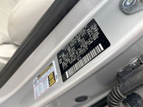 Used 2023 Kia Sorento SX Prestige image 22