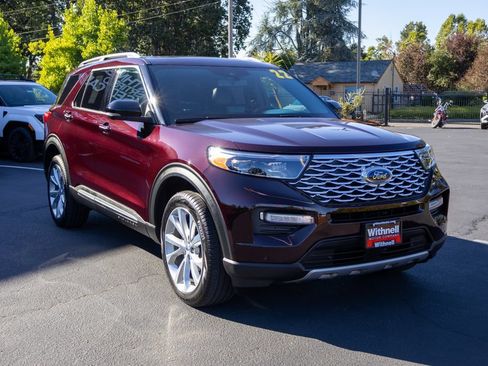 Used 2022 Ford Explorer Platinum w/ Equipment Group 601A AWD/4WD image 5