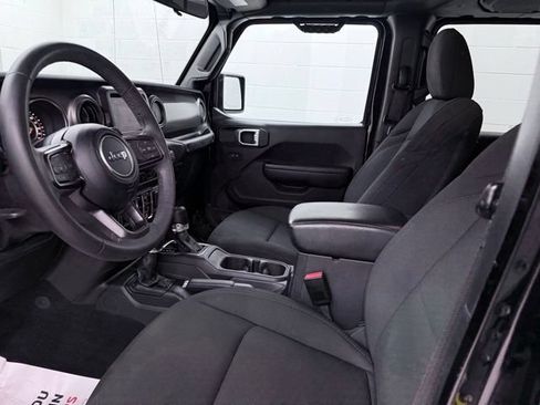Used 2023 Jeep Wrangler Unlimited Sport AWD/4WD image 16