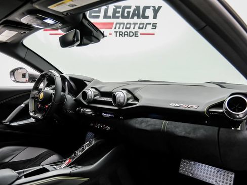 Used 2023 Ferrari 812 GTS RWD image 16
