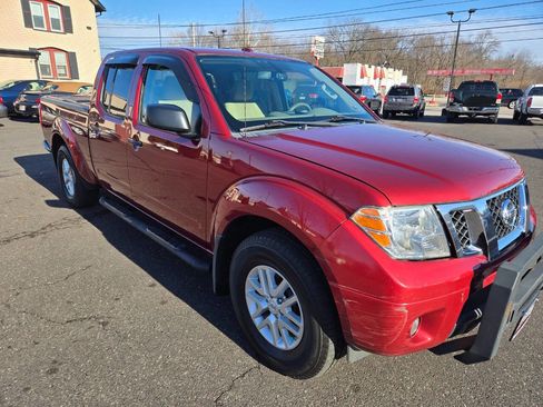 Used 2015 Nissan Frontier SV w/ SV Value Truck Package image 5