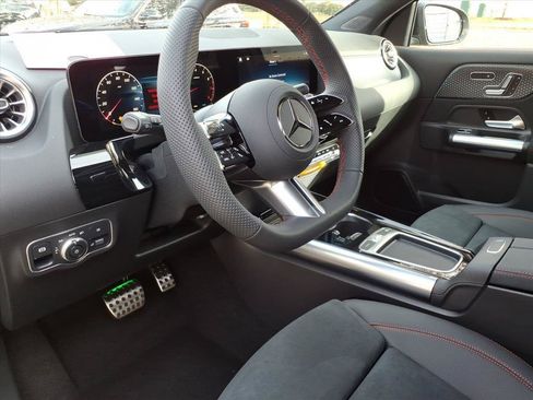 New 2026 Mercedes-Benz GLA 250 image 12