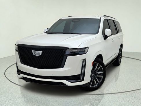 Used 2021 Cadillac Escalade Sport w/ Driver Assist Tech Package AWD/4WD image 2