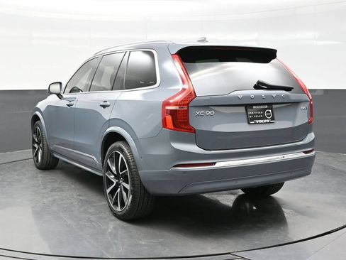 Used 2023 Volvo XC90 B6 Plus AWD/4WD image 5