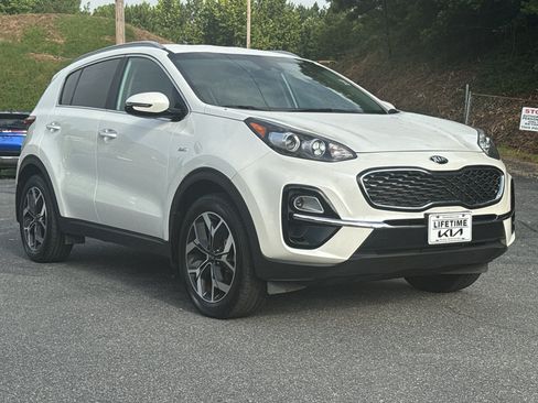 Used 2021 Kia Sportage EX AWD/4WD image 3