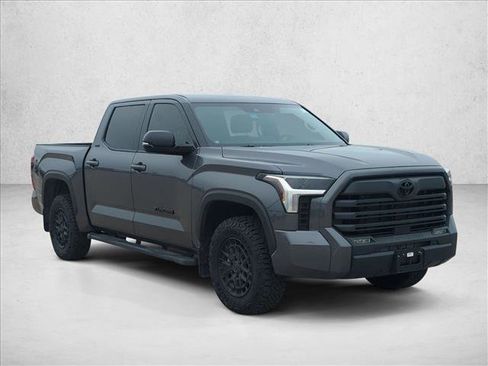 Used 2025 Toyota Tundra SR5 image 3
