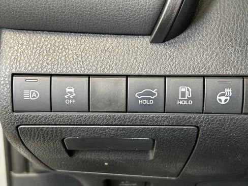Used 2021 Toyota Camry XSE AWD/4WD image 23