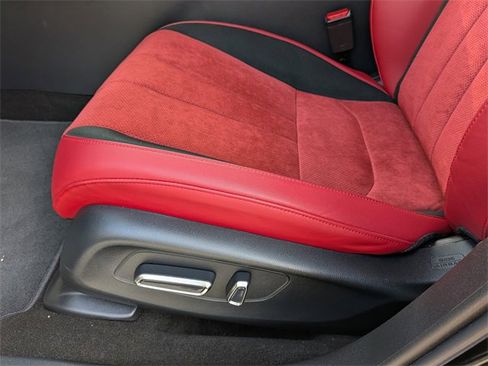 Certified 2025 Acura ADX A-Spec image 23