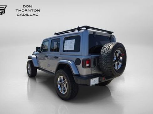 Used 2019 Jeep Wrangler Unlimited Sahara w/ Cold Weather Group AWD/4WD image 3