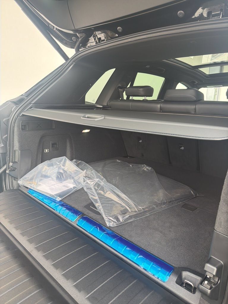 New 2026 BMW X5 xDrive50e AWD/4WD image 11