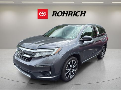 Used 2021 Honda Pilot Touring image 1