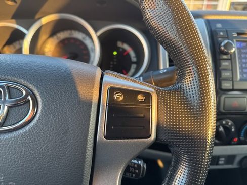 Used 2013 Toyota Tacoma 4x4 Access Cab image 22