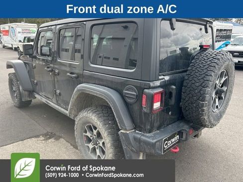 Used 2018 Jeep Wrangler Unlimited Rubicon w/ Cold Weather Group image 5