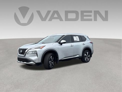 Used 2022 Nissan Rogue Platinum w/ Head-Up Display Package FWD image 1
