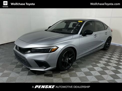 Used 2023 Honda Civic Sport image 1